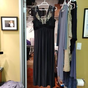 Stunning Soma Negligee with Gold Embroidery